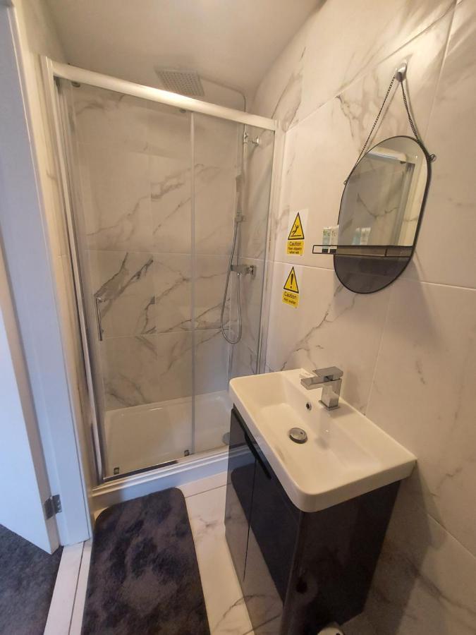 Maze Serviced Apartment Ayr Exterior photo