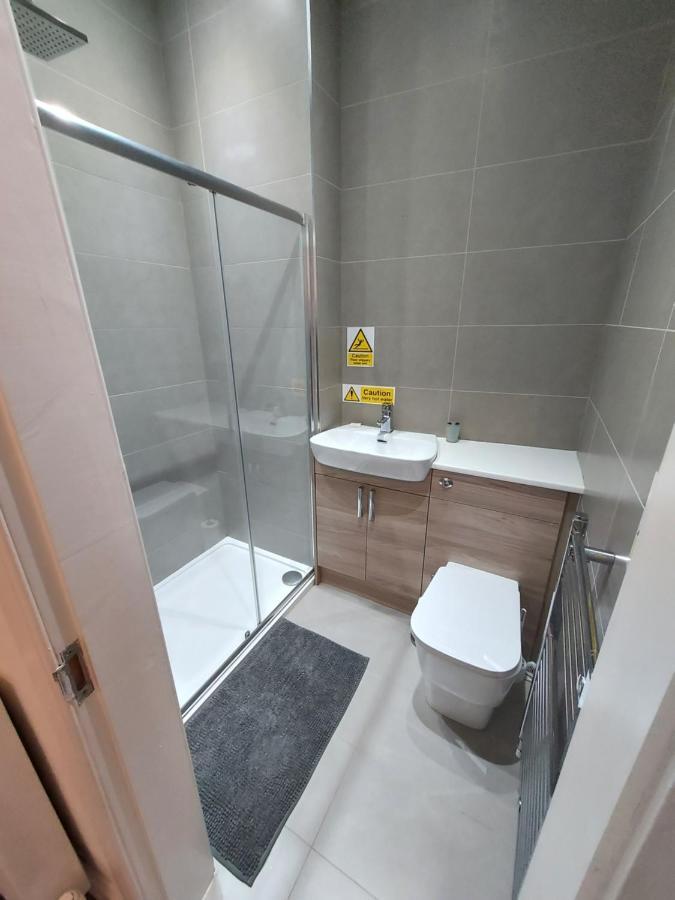 Maze Serviced Apartment Ayr Exterior photo