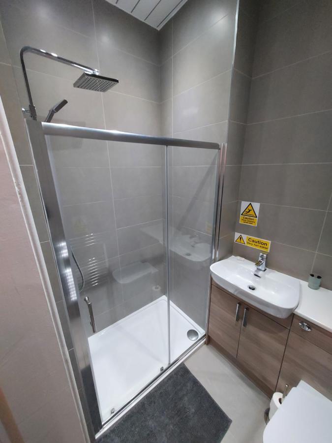 Maze Serviced Apartment Ayr Exterior photo